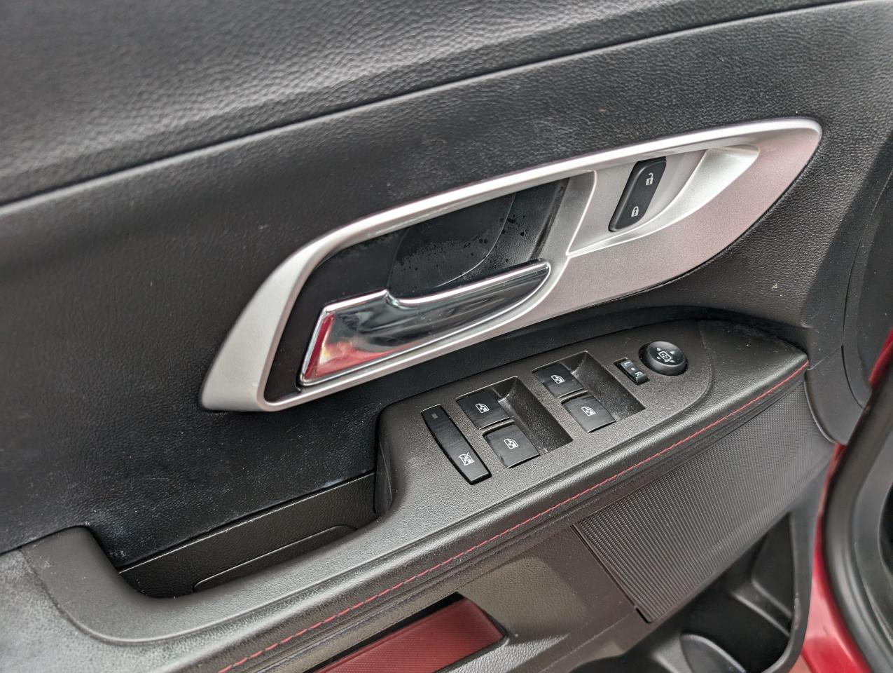 2015 Chevrolet Equinox LT | LOW KILOMETERS | ONE OWNER - Photo #10
