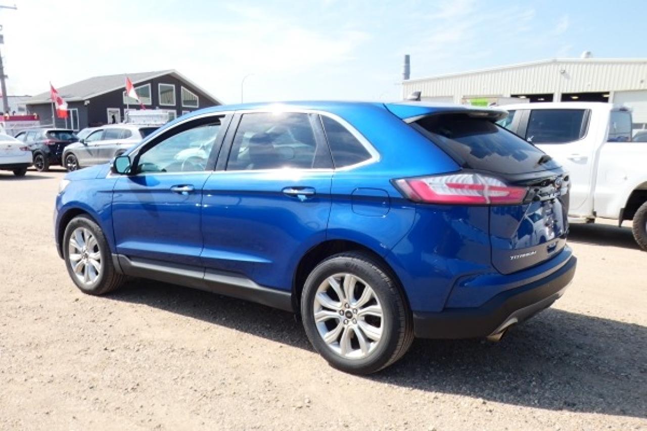 2023 Ford Edge Titanium AWD w/Htd Leather, pano S/R, BUC - Photo #8
