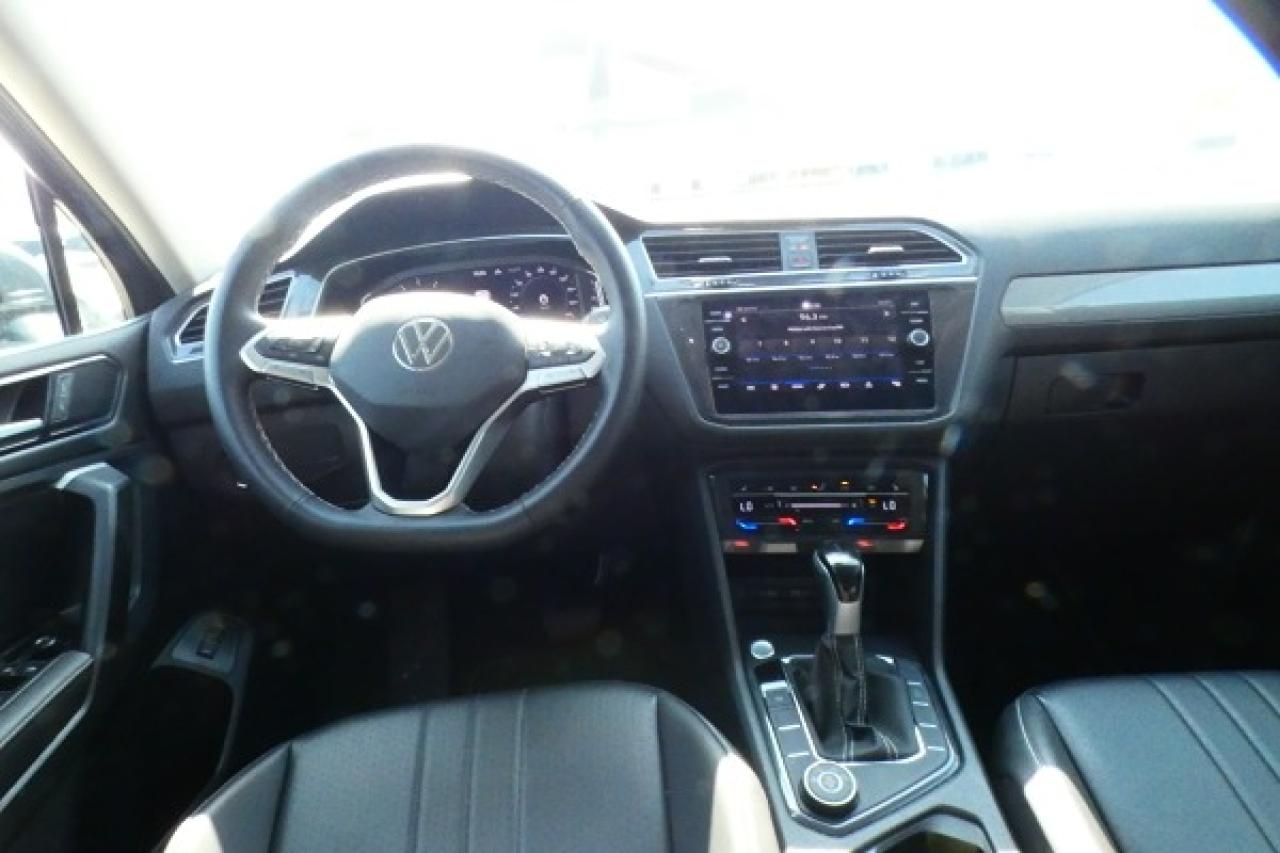 2024 Volkswagen Tiguan Comfortline 4MOTION w/Htd Leather, pano S/R, BUC - Photo #12