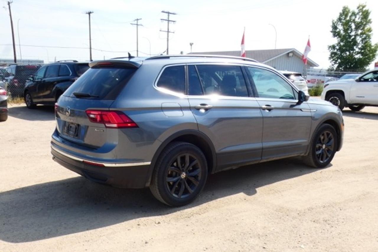 2024 Volkswagen Tiguan Comfortline 4MOTION w/Htd Leather, pano S/R, BUC - Photo #6