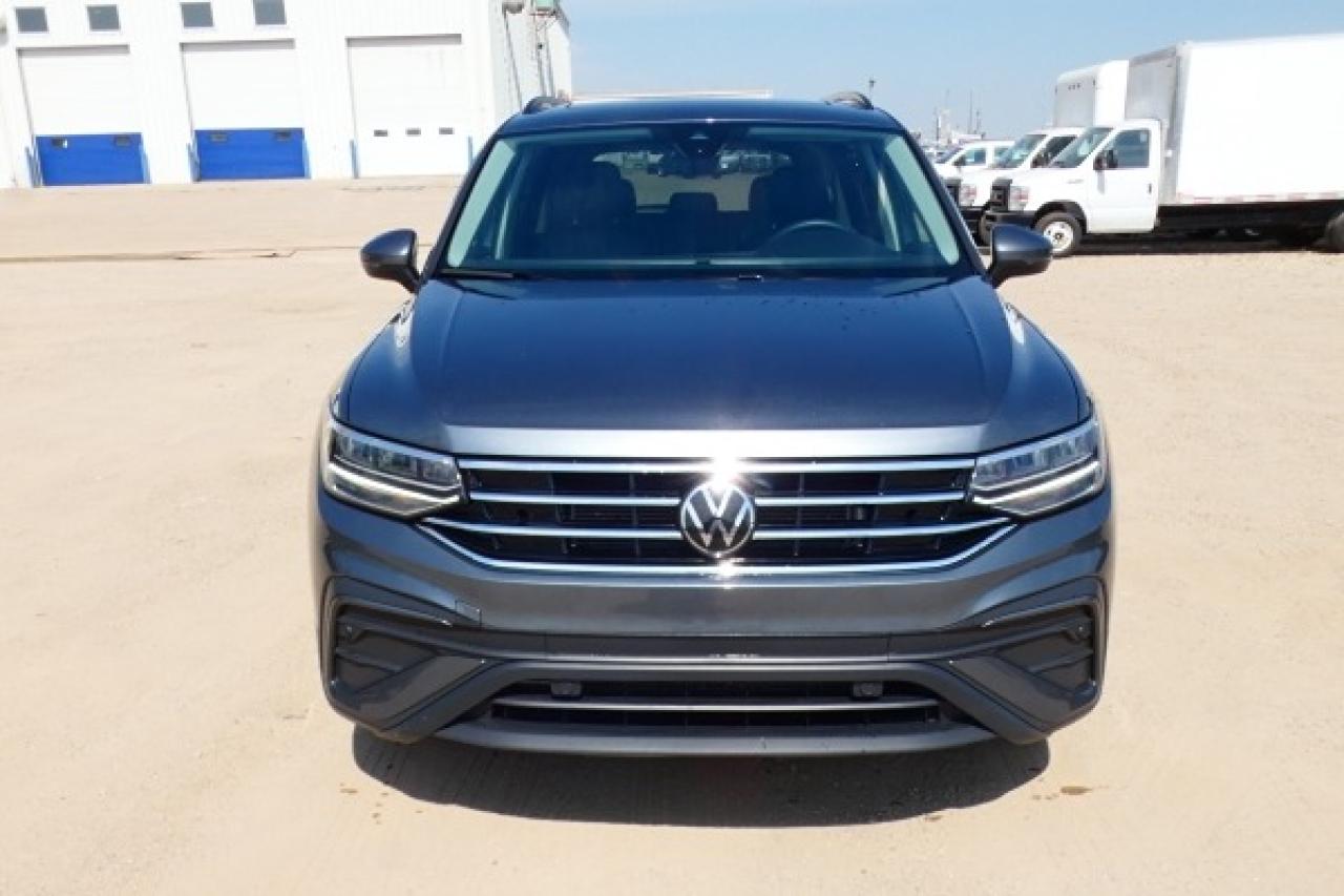 2024 Volkswagen Tiguan Comfortline 4MOTION w/Htd Leather, pano S/R, BUC - Photo #3