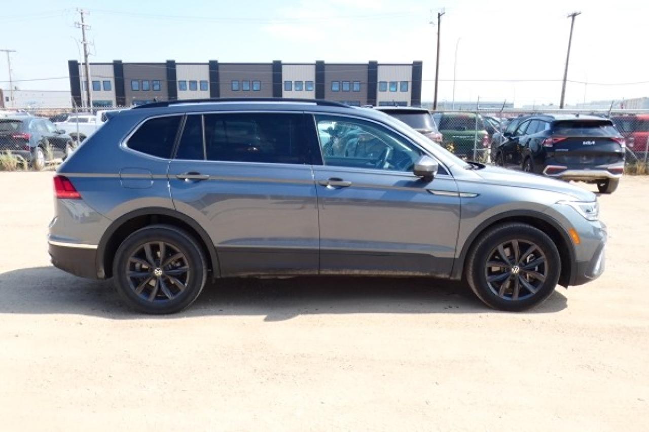 2024 Volkswagen Tiguan Comfortline 4MOTION w/Htd Leather, pano S/R, BUC - Photo #5