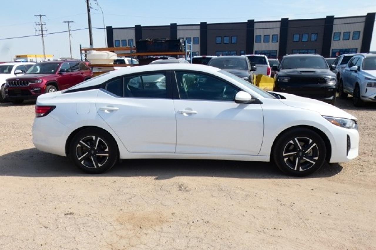 2024 Nissan Sentra SV w/Htd cloth, BUC - Photo #5