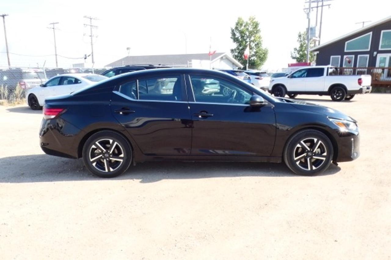 2024 Nissan Sentra SV w/Htd cloth, BUC - Photo #5