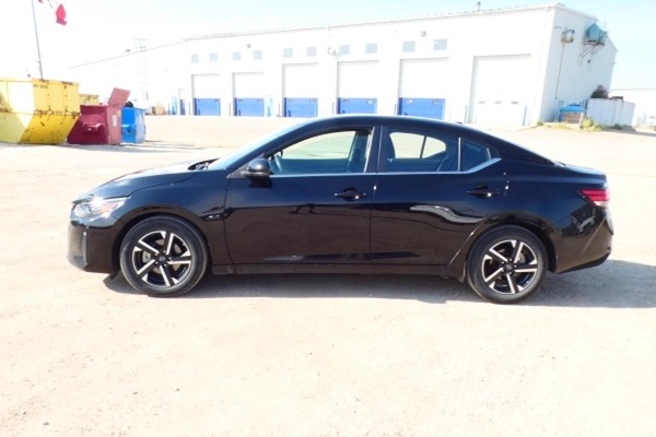 2024 Nissan Sentra SV w/Htd cloth, BUC