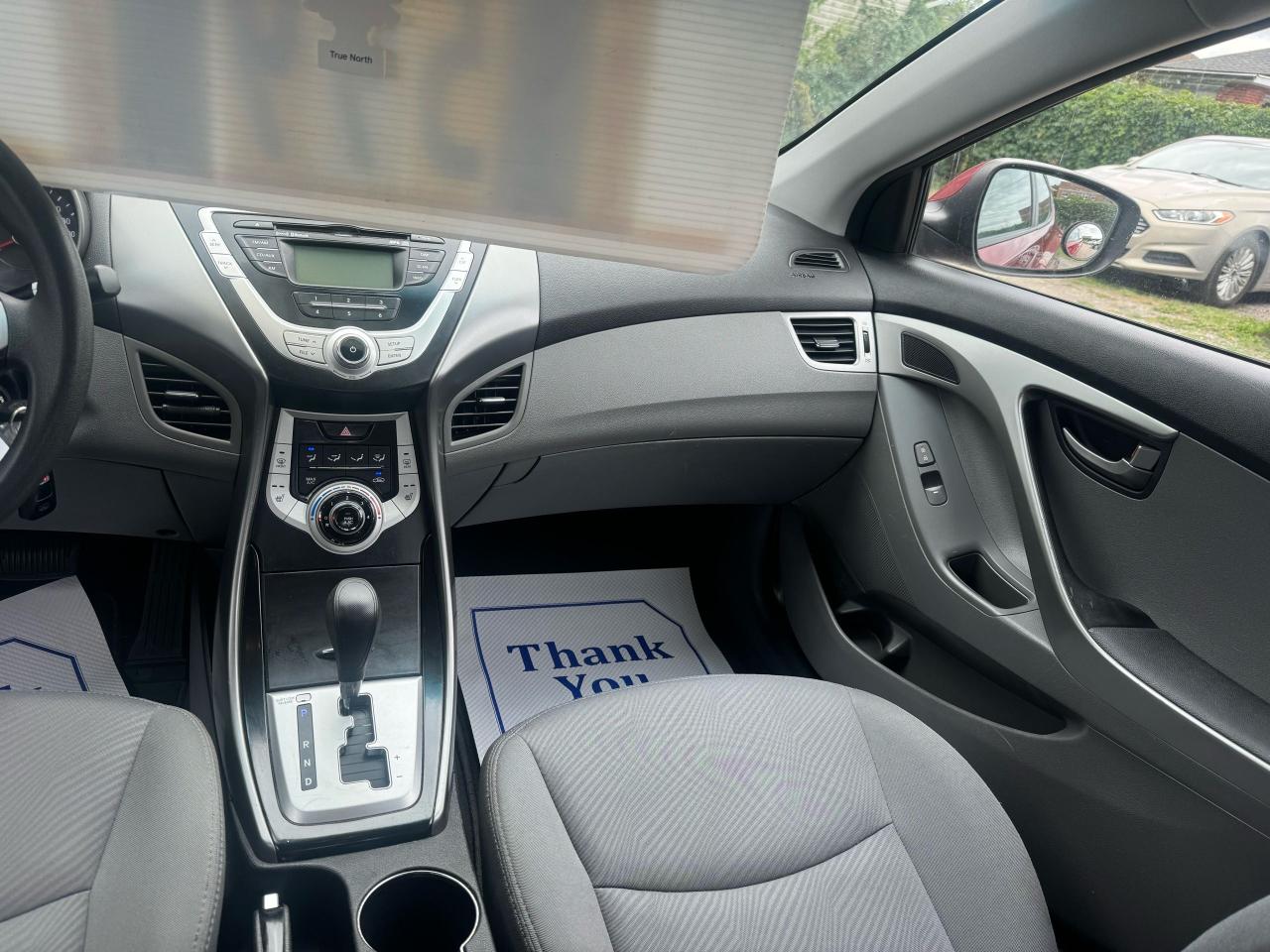 2013 Hyundai Elantra GL - Photo #11