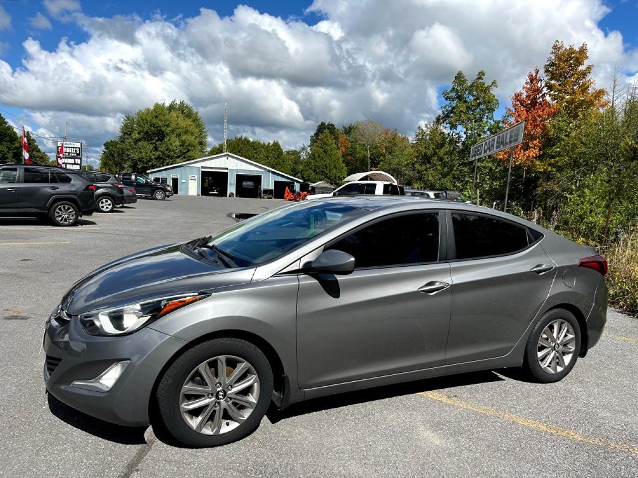 2014 Hyundai Elantra GLS - Photo #2