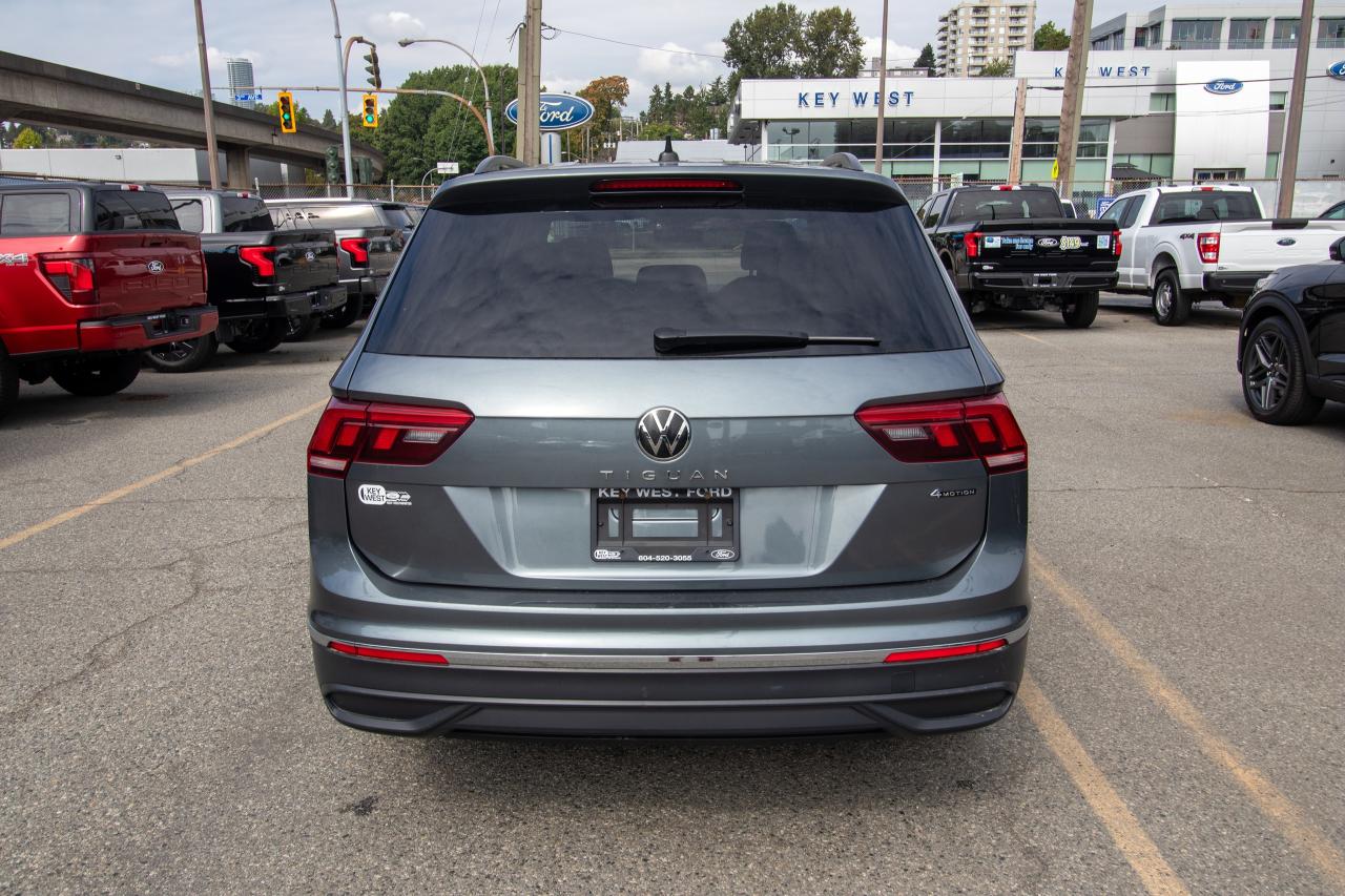 2024 Volkswagen Tiguan COMFORTLINE 4Motion Photo5