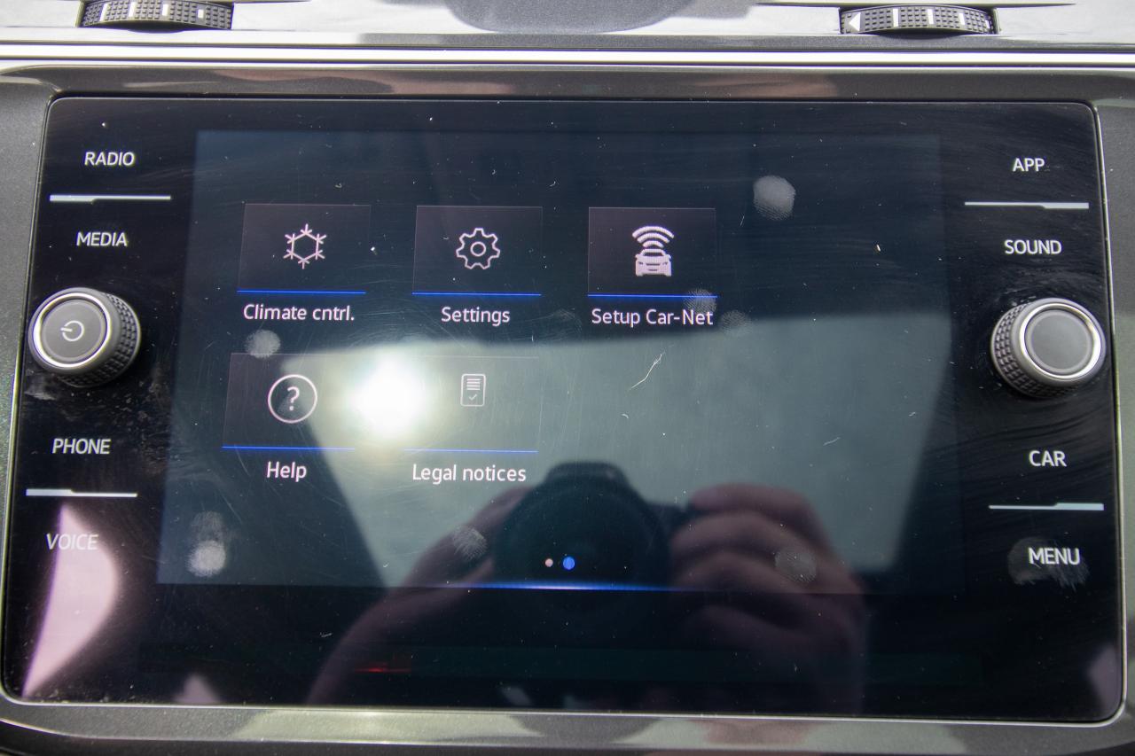2024 Volkswagen Tiguan COMFORTLINE 4Motion Photo5
