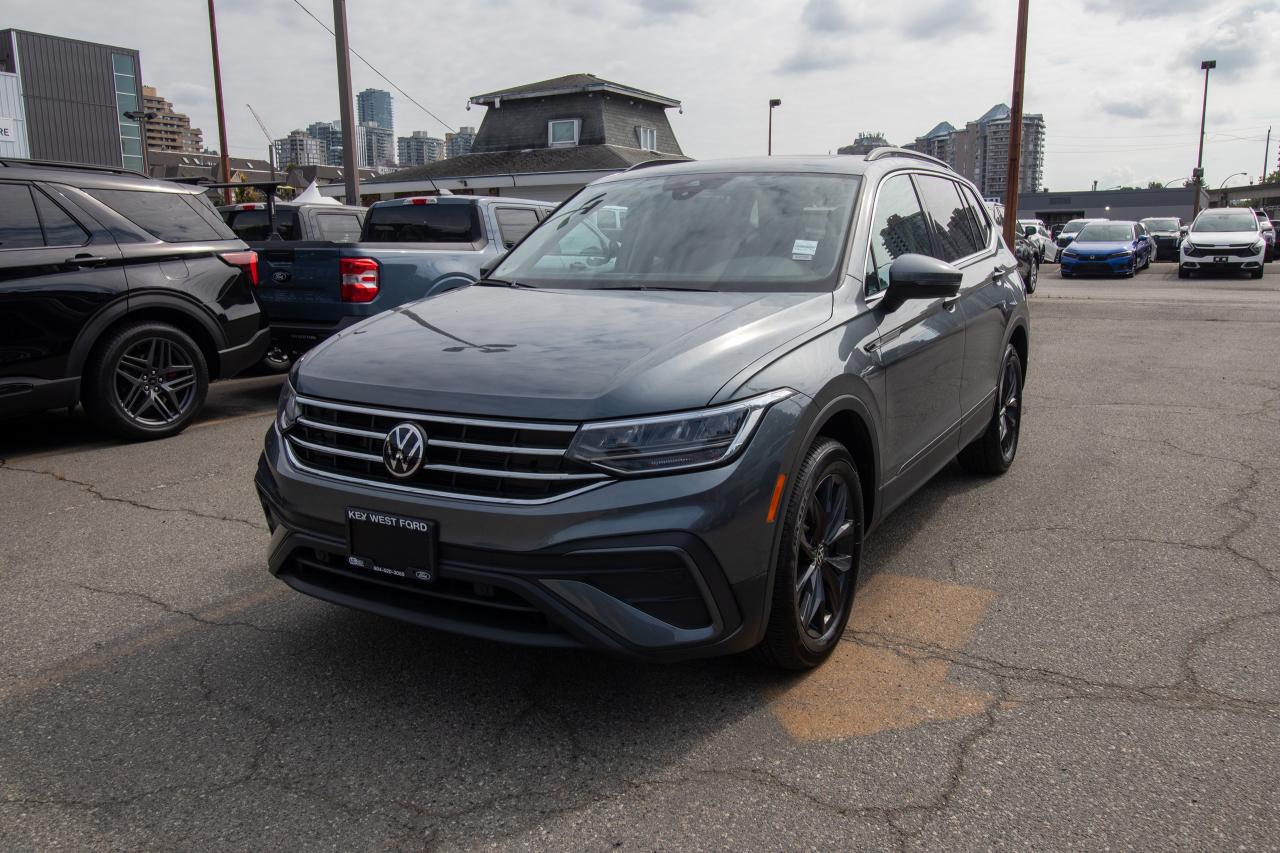 Used 2024 Volkswagen Tiguan COMFORTLINE 4Motion for sale in New Westminster, BC