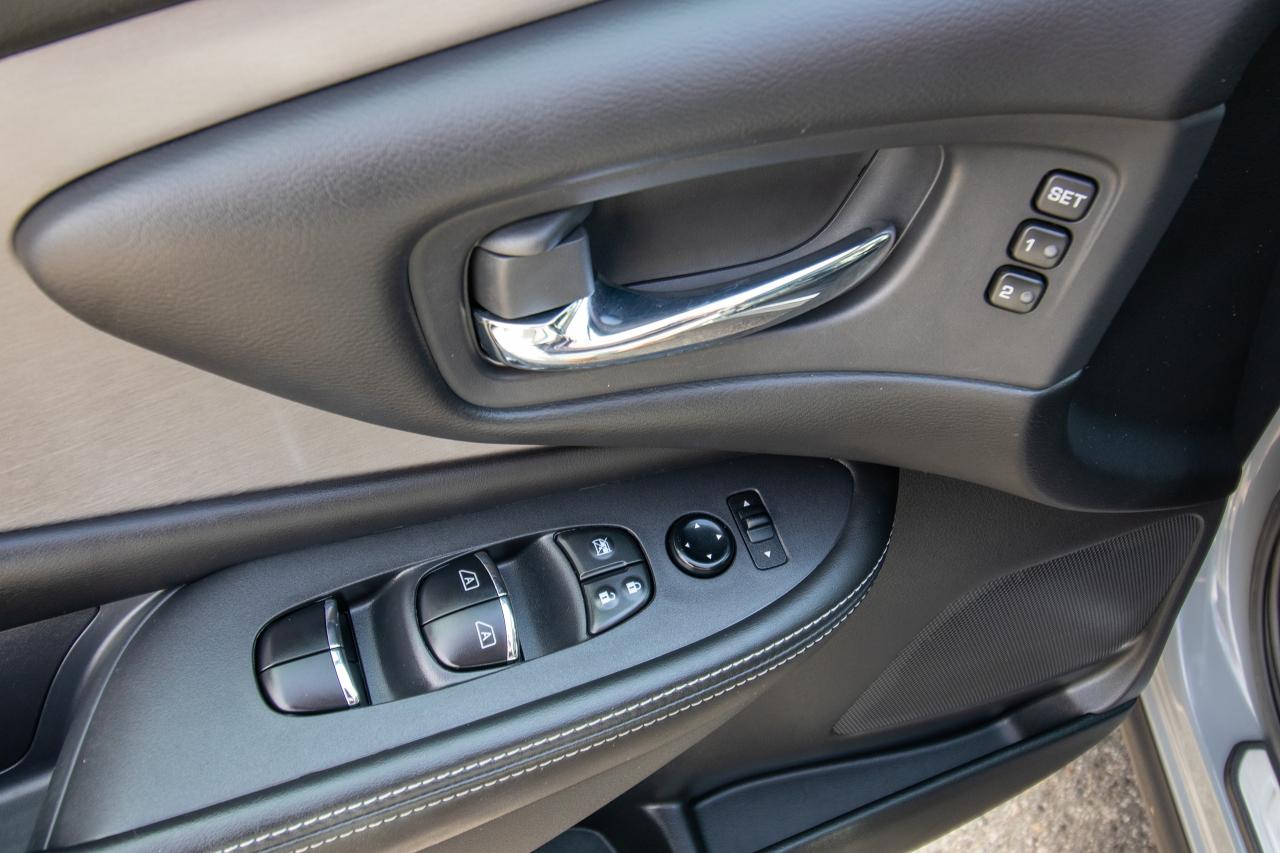 2023 Nissan Murano SL Photo5