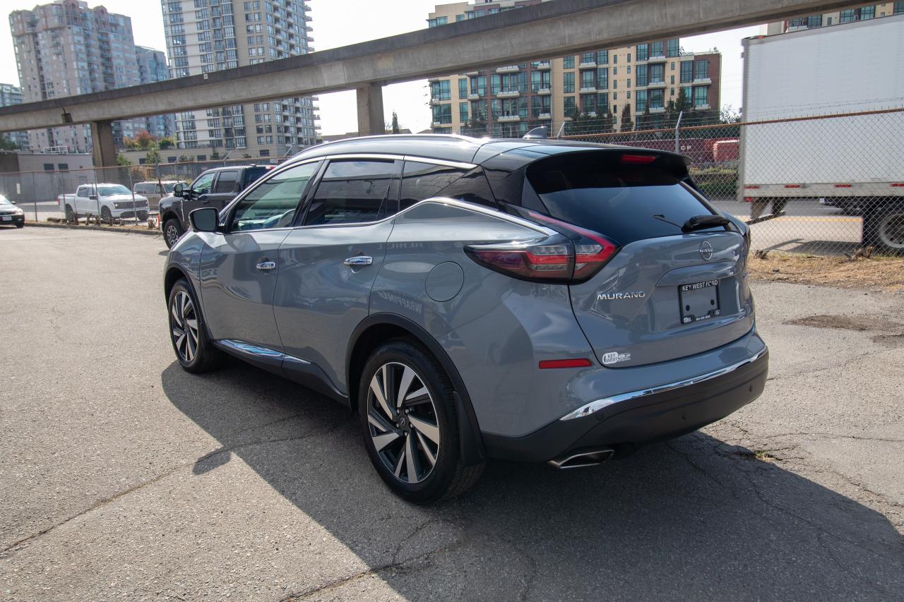 2023 Nissan Murano SL Photo5
