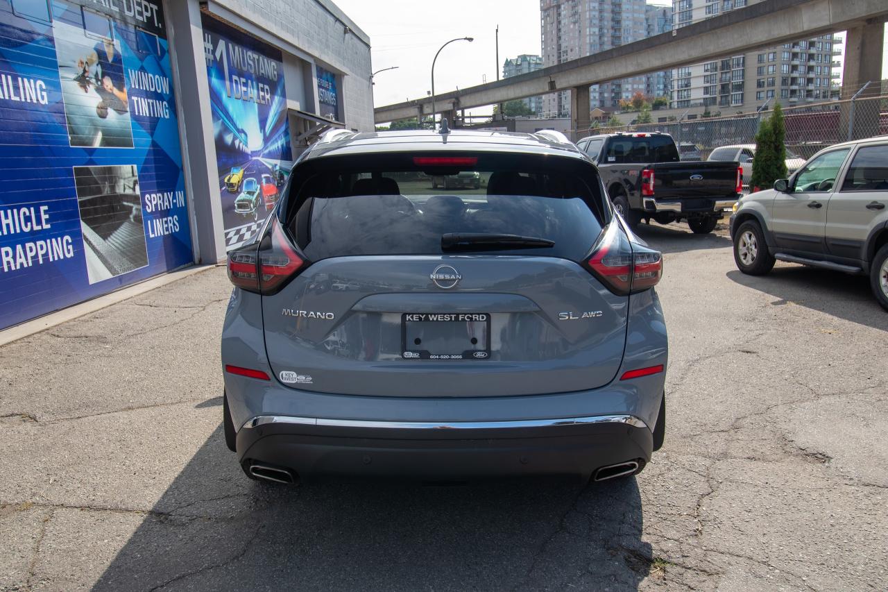 2023 Nissan Murano SL Photo5