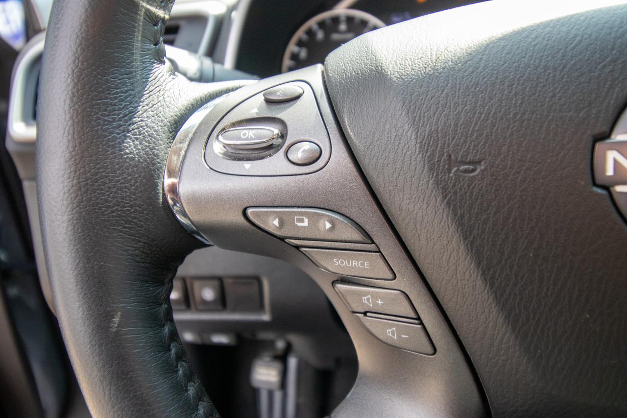 2023 Nissan Murano SL Photo5
