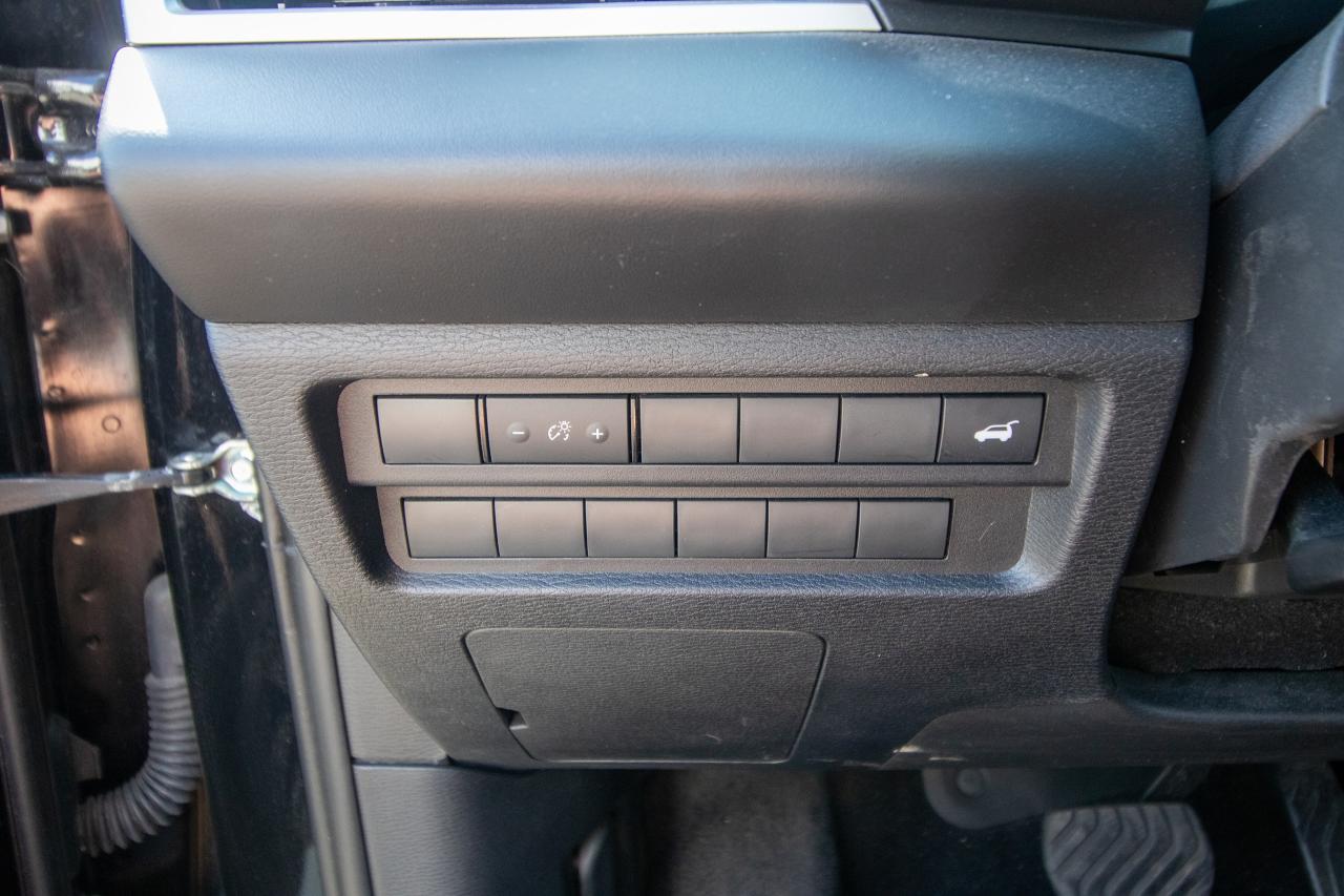 2024 Mitsubishi Outlander SE S-AWC Photo5