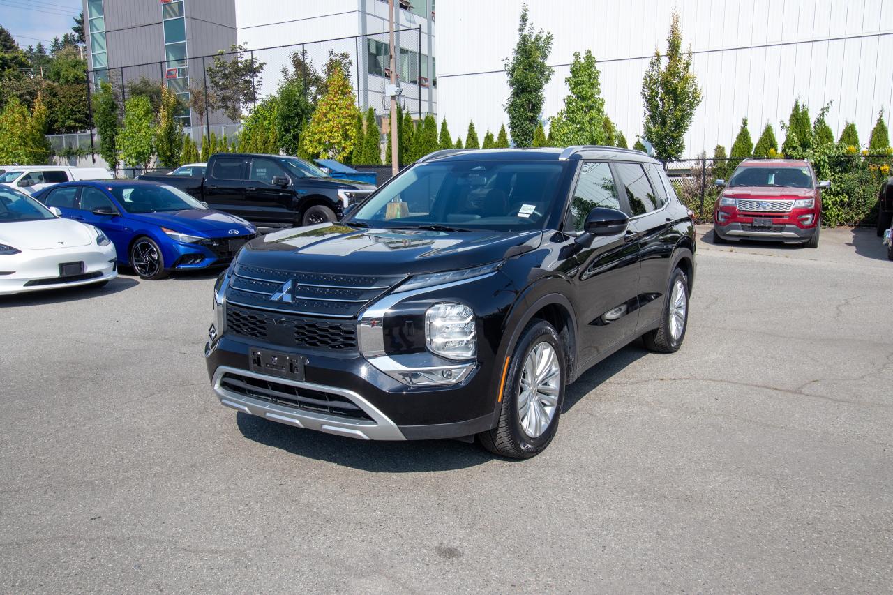 2024 Mitsubishi Outlander SE S-AWC Photo1