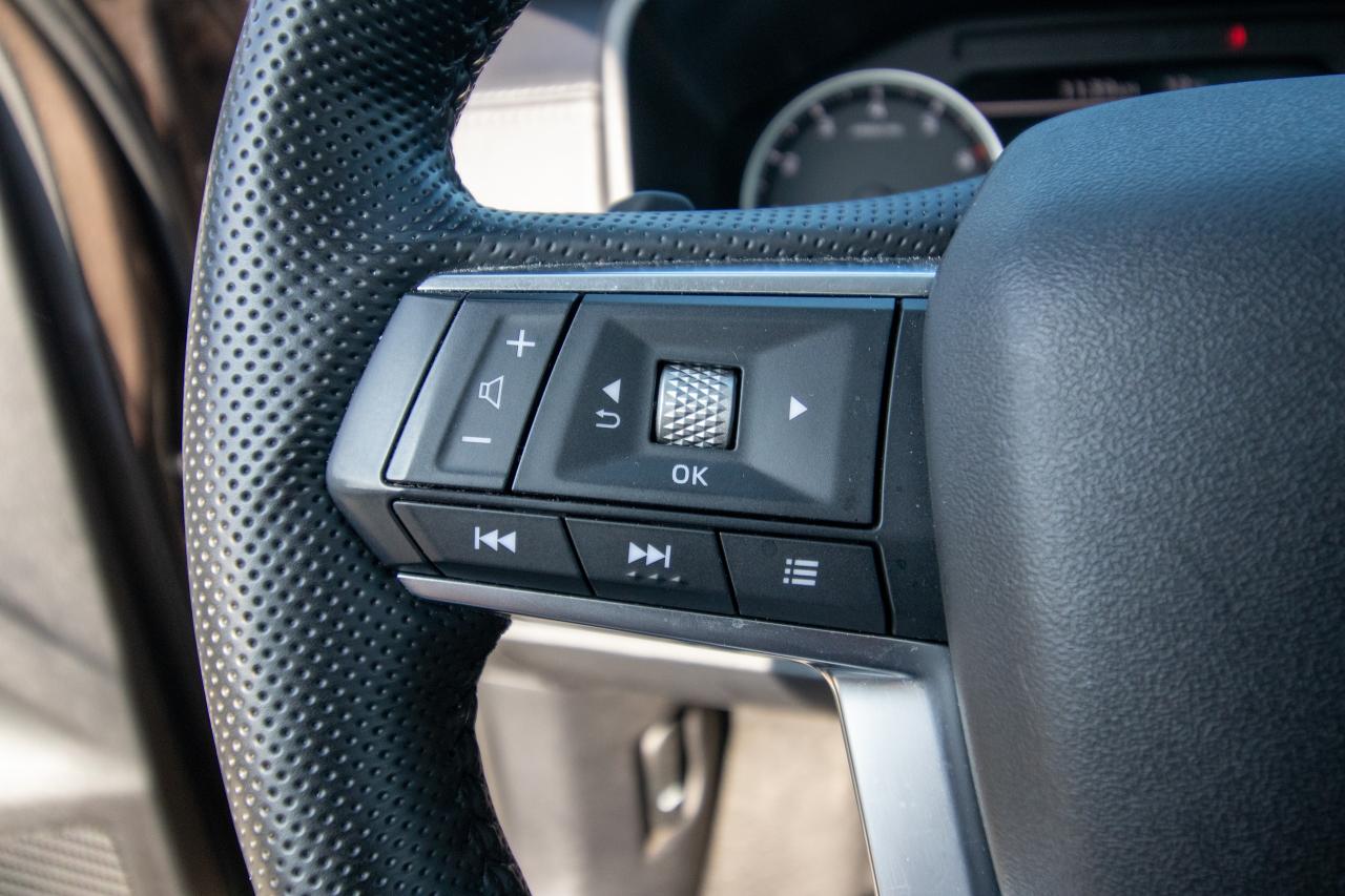 2024 Mitsubishi Outlander SE Photo5