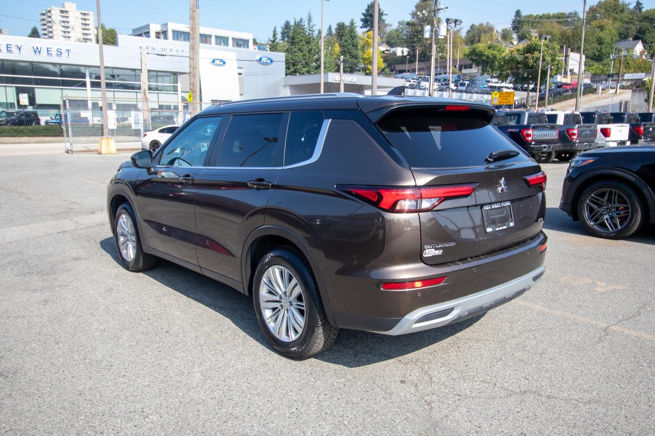 2024 Mitsubishi Outlander SE Photo5
