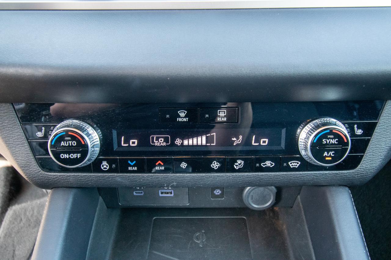 2024 Mitsubishi Outlander SE Photo5