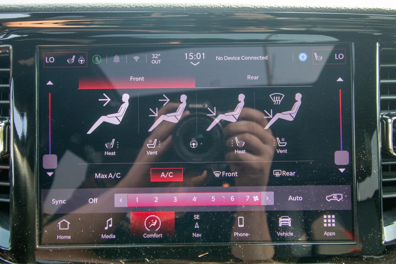 2023 Dodge Durango GT AWD Photo5
