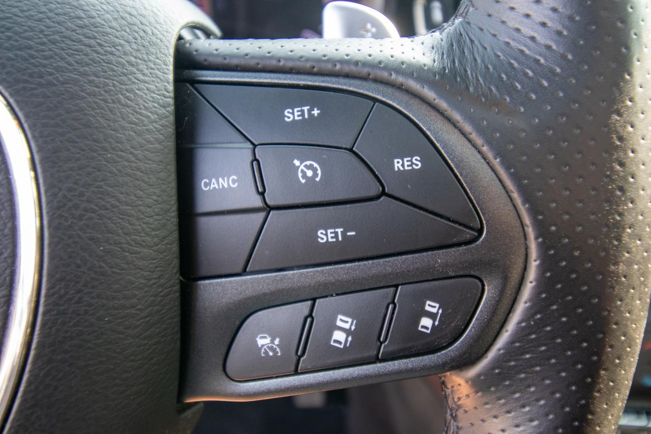 2023 Dodge Durango GT AWD Photo5