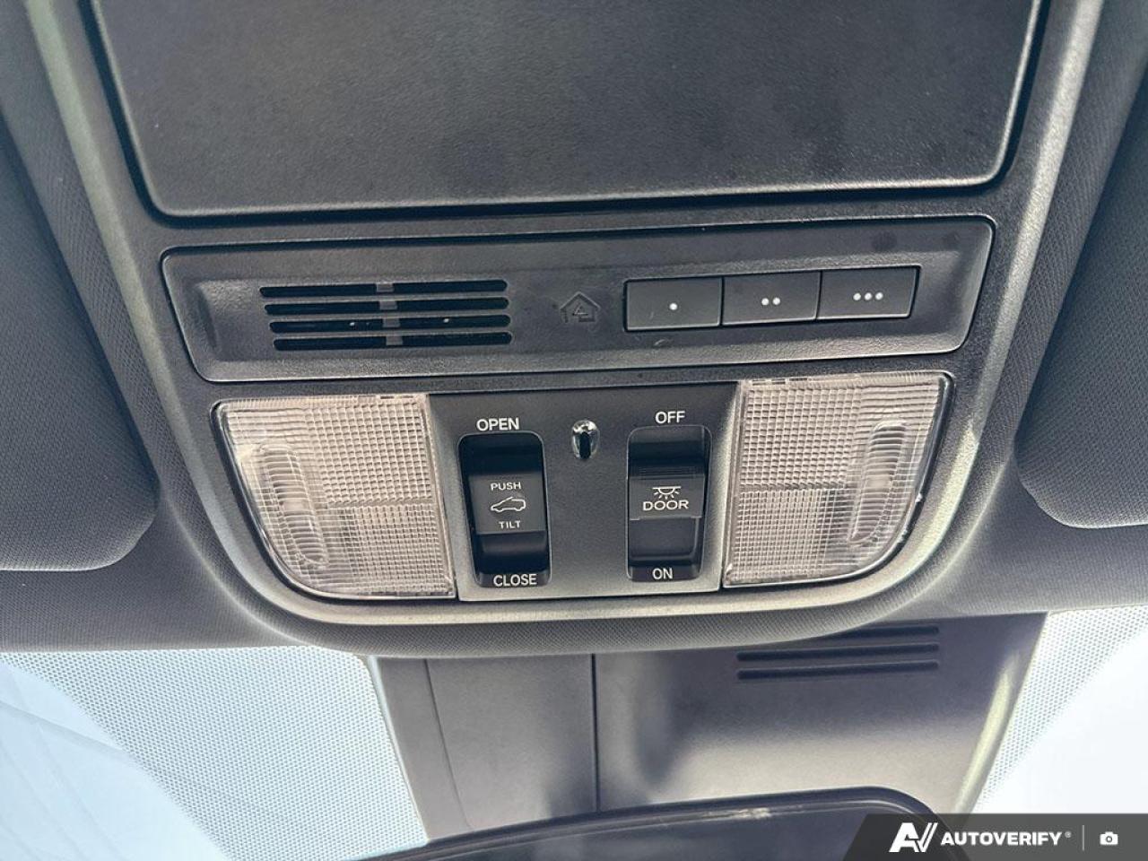 2021 Honda CR-V SPORT / ROOF / LEATHER TRIM / AWD / HTD SEATS - Photo #16