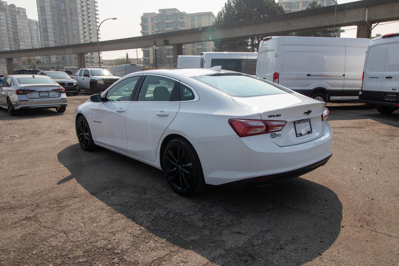2023 Chevrolet Malibu 1LT Photo5