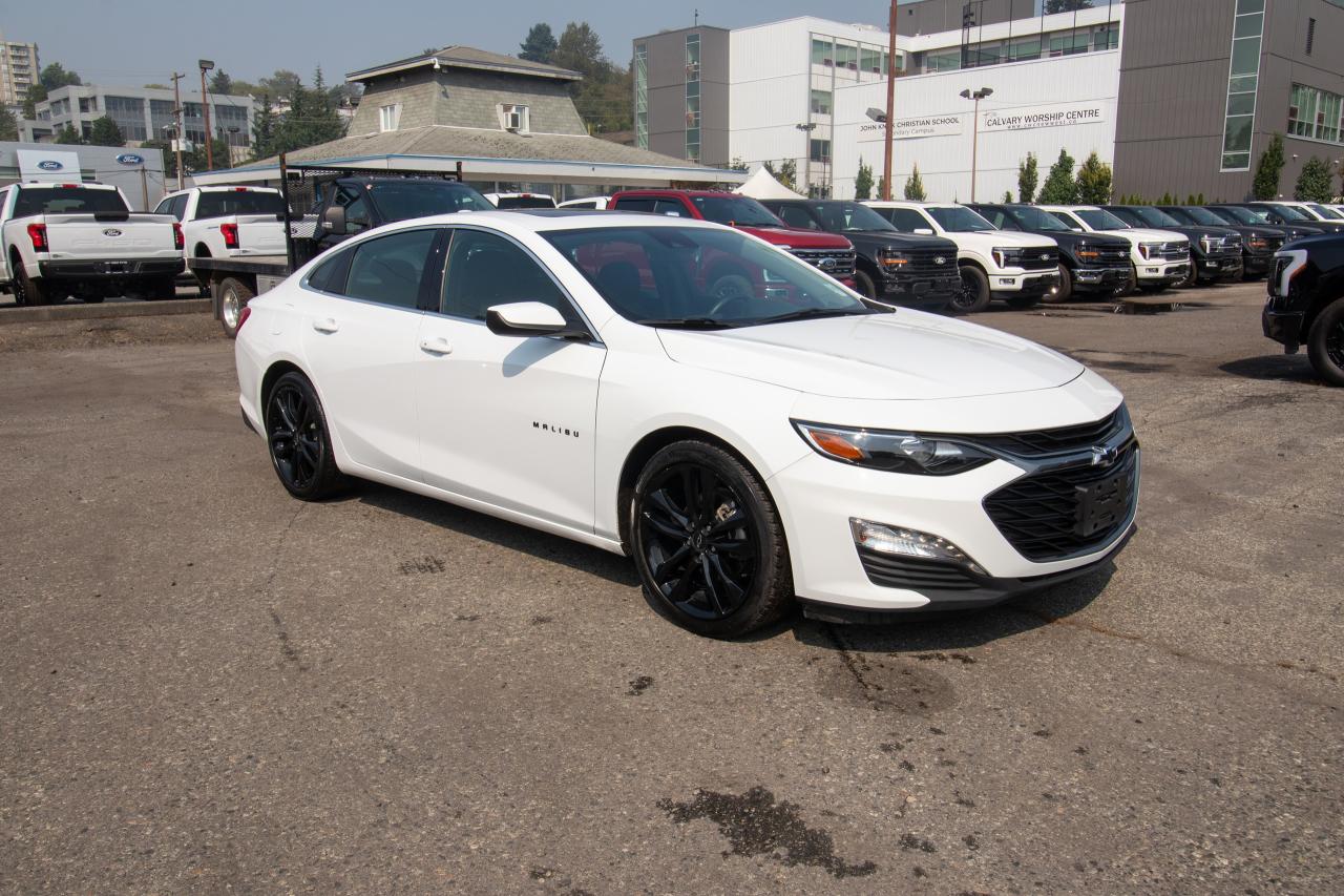 2023 Chevrolet Malibu 1LT Photo3