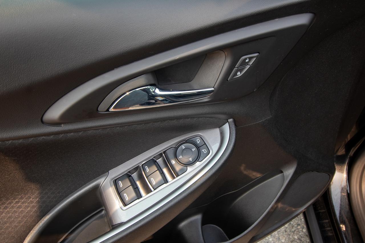 2023 Chevrolet Malibu 1LT Photo5