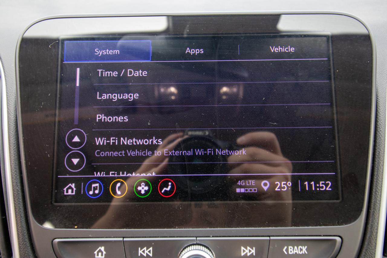 2023 Chevrolet Malibu 1LT Photo5