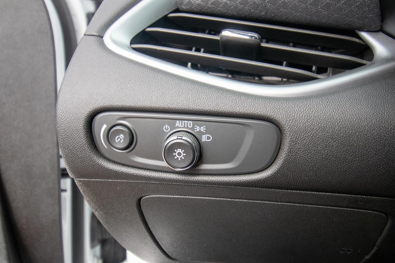 2023 Chevrolet Malibu 1LT Photo5