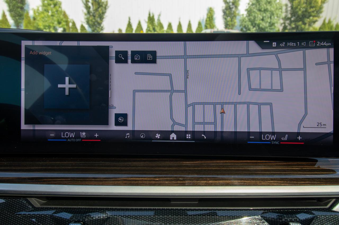 2024 BMW X5 xDrive40i Photo5