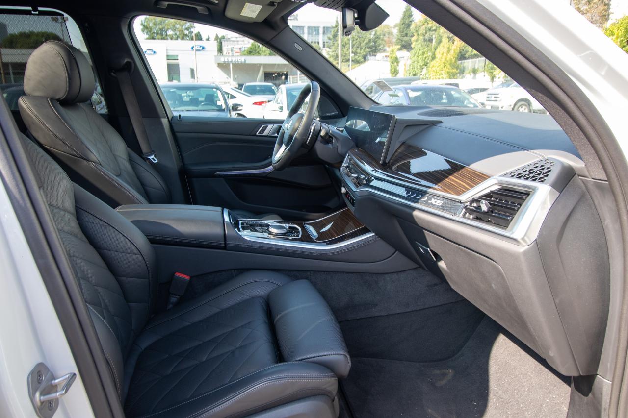 2024 BMW X5 xDrive40i Photo5