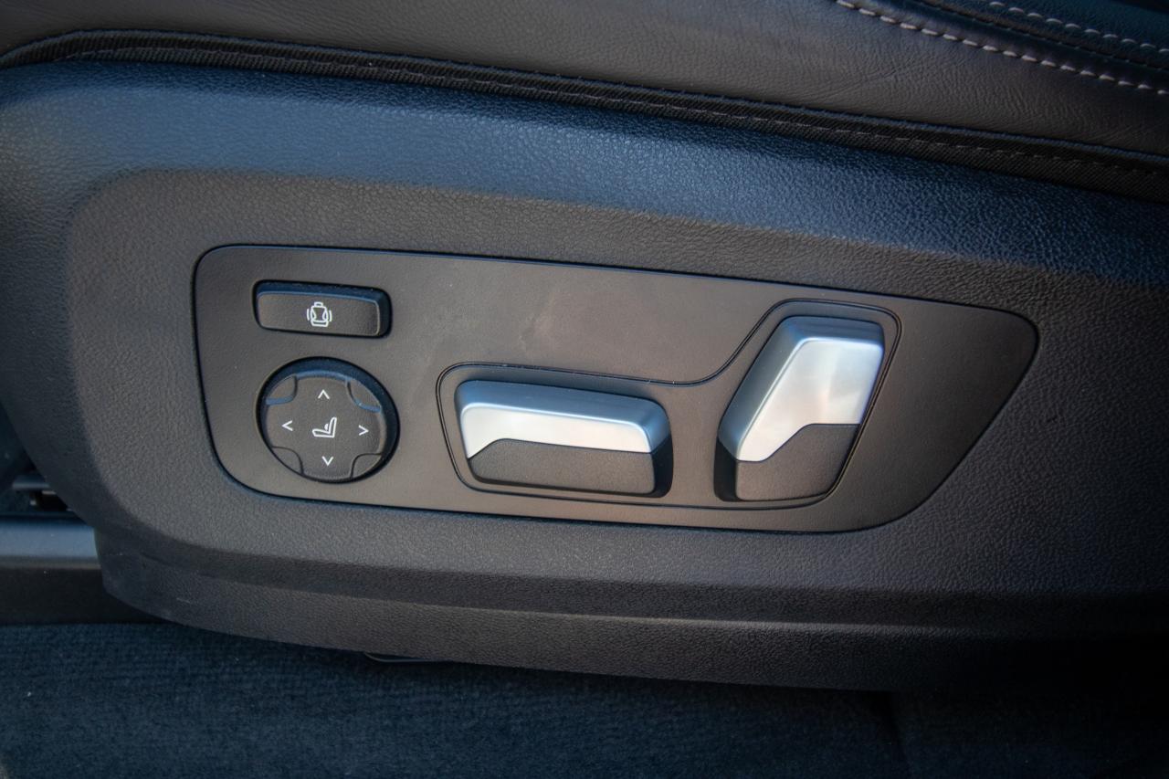 2024 BMW X5 xDrive40i Photo5