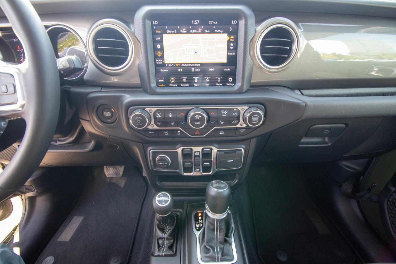 2023 Jeep Wrangler Sahara 4 Door 4x4 Photo5