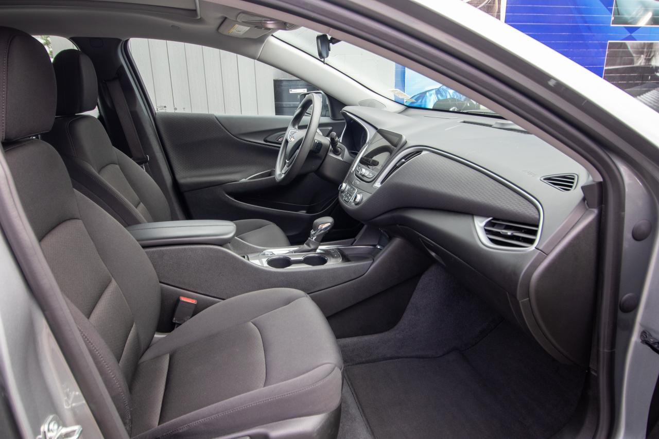 2023 Chevrolet Malibu 1LT Photo5