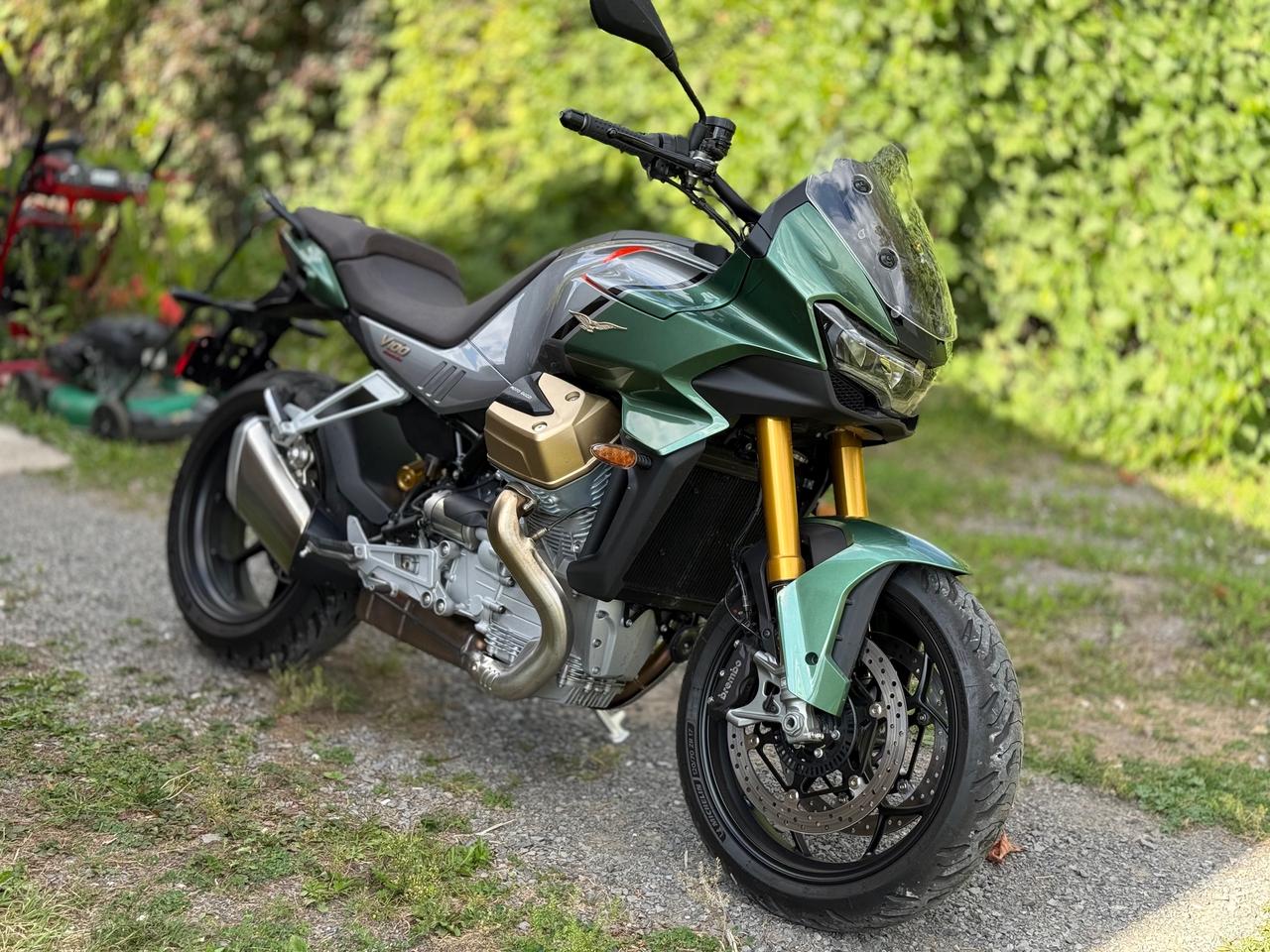 2024 Moto Guzzi V100 Mandello S Heated Grips and Loads of Fun! Photo