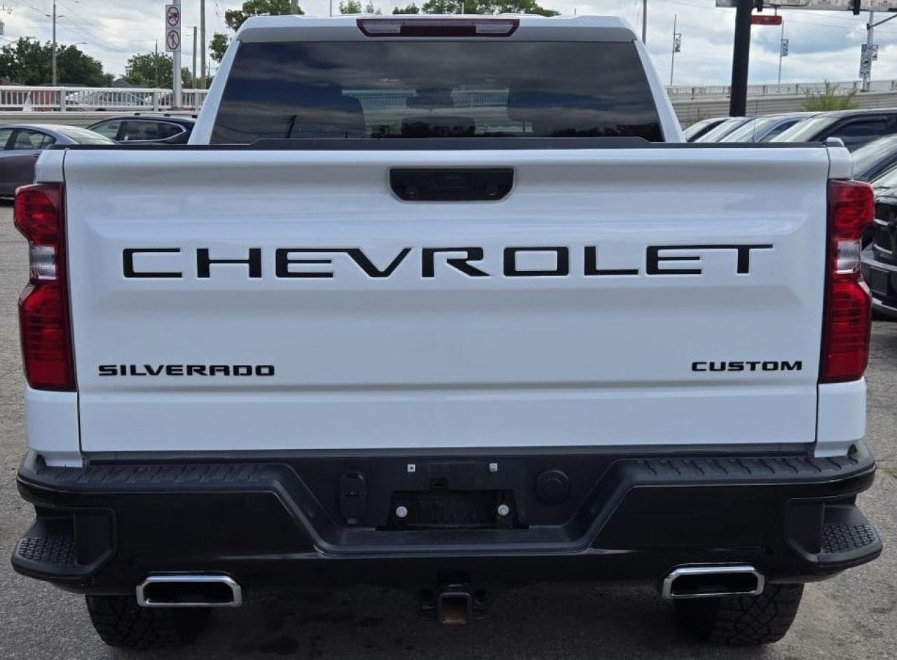 2023 Chevrolet Silverado 1500 TRAIL BOSS / V8 / Z71 / NO ACCIDENTS / CREW CAB - Photo #3