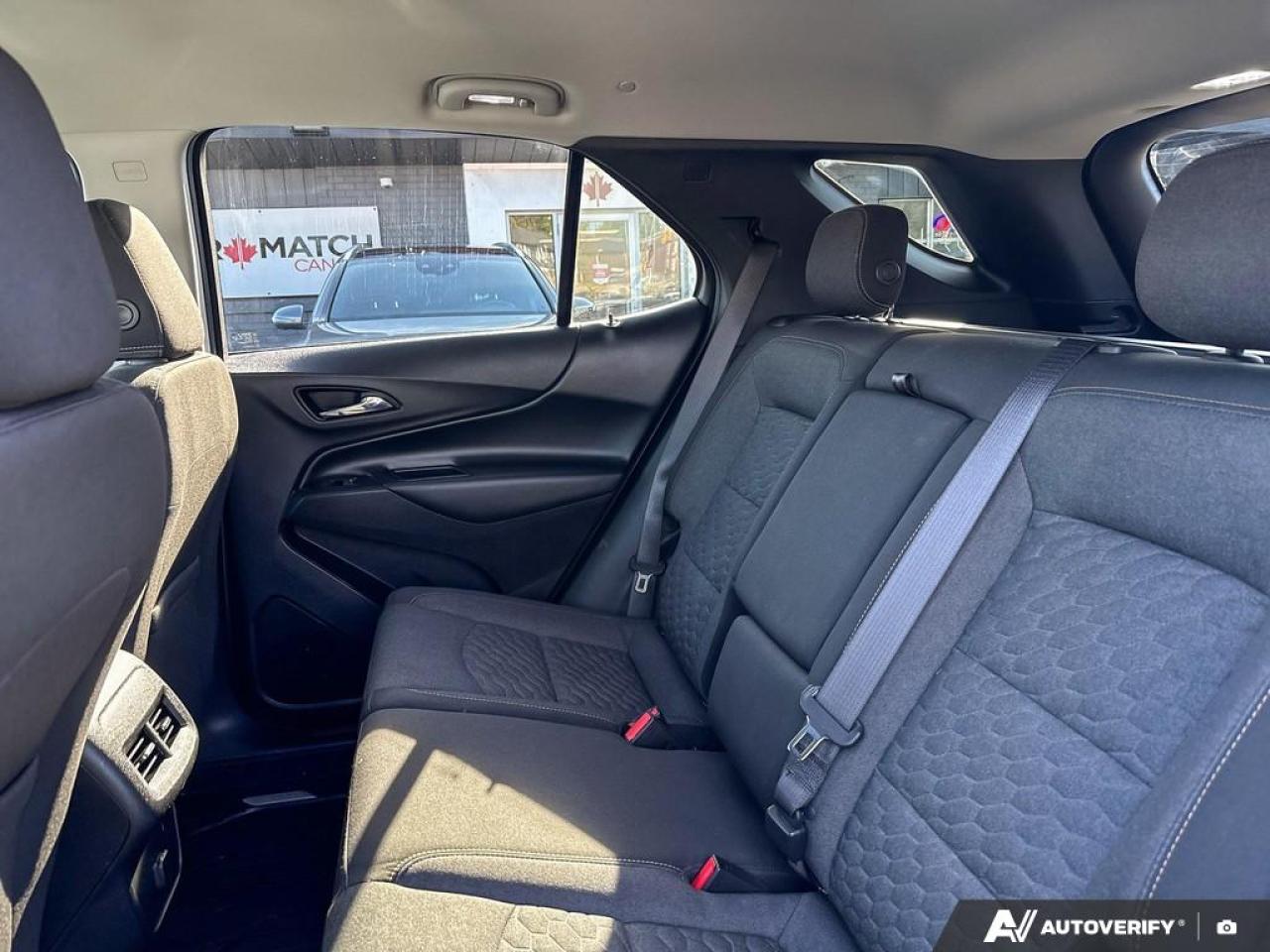 2018 Chevrolet Equinox LT / HEATED SEATS / REAR CAM / POWER SEAT / AUTO - Photo #10