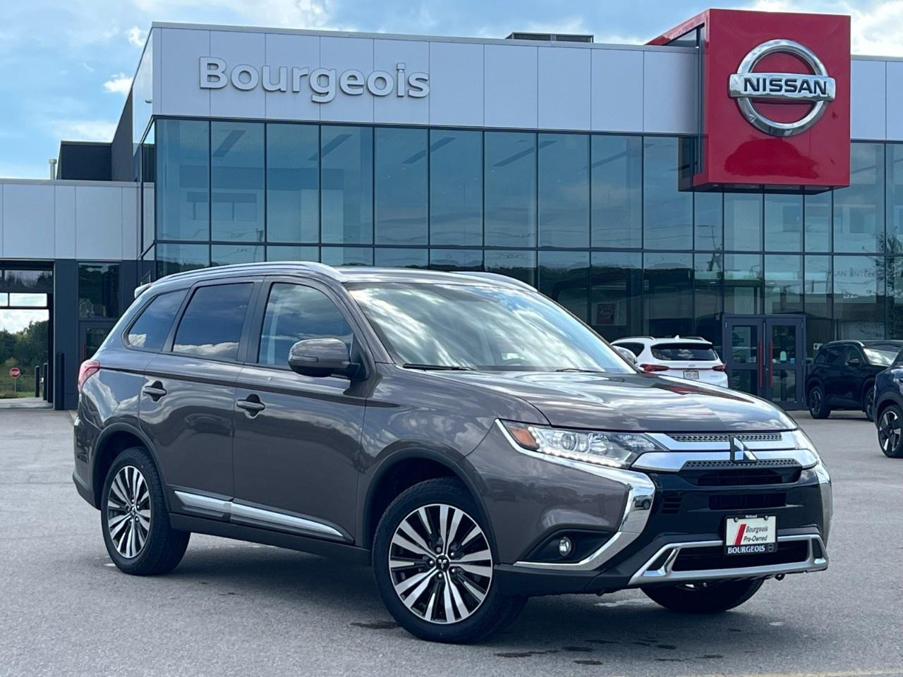 Used 2020 Mitsubishi Outlander  for sale in Midland, ON