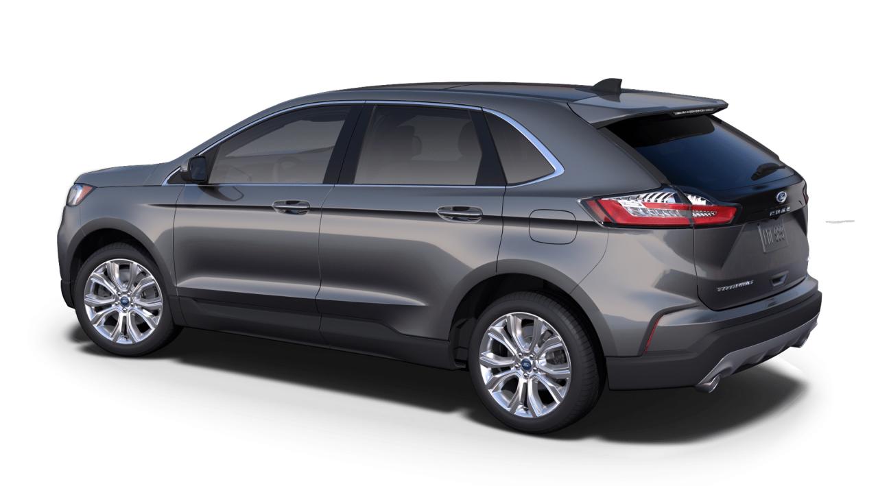 2023 Ford Edge Titanium Photo1