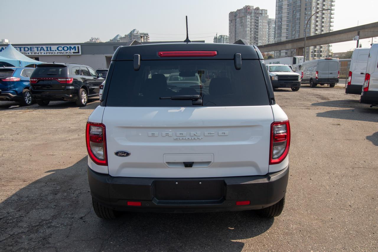 2024 Ford Bronco Sport Outer Banks Photo5