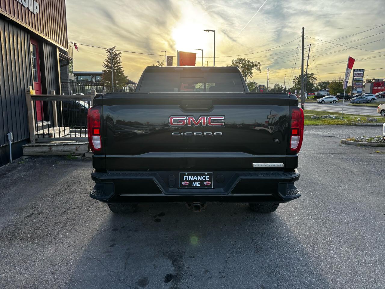 2019 GMC Sierra 1500 ELEVATION Photo3