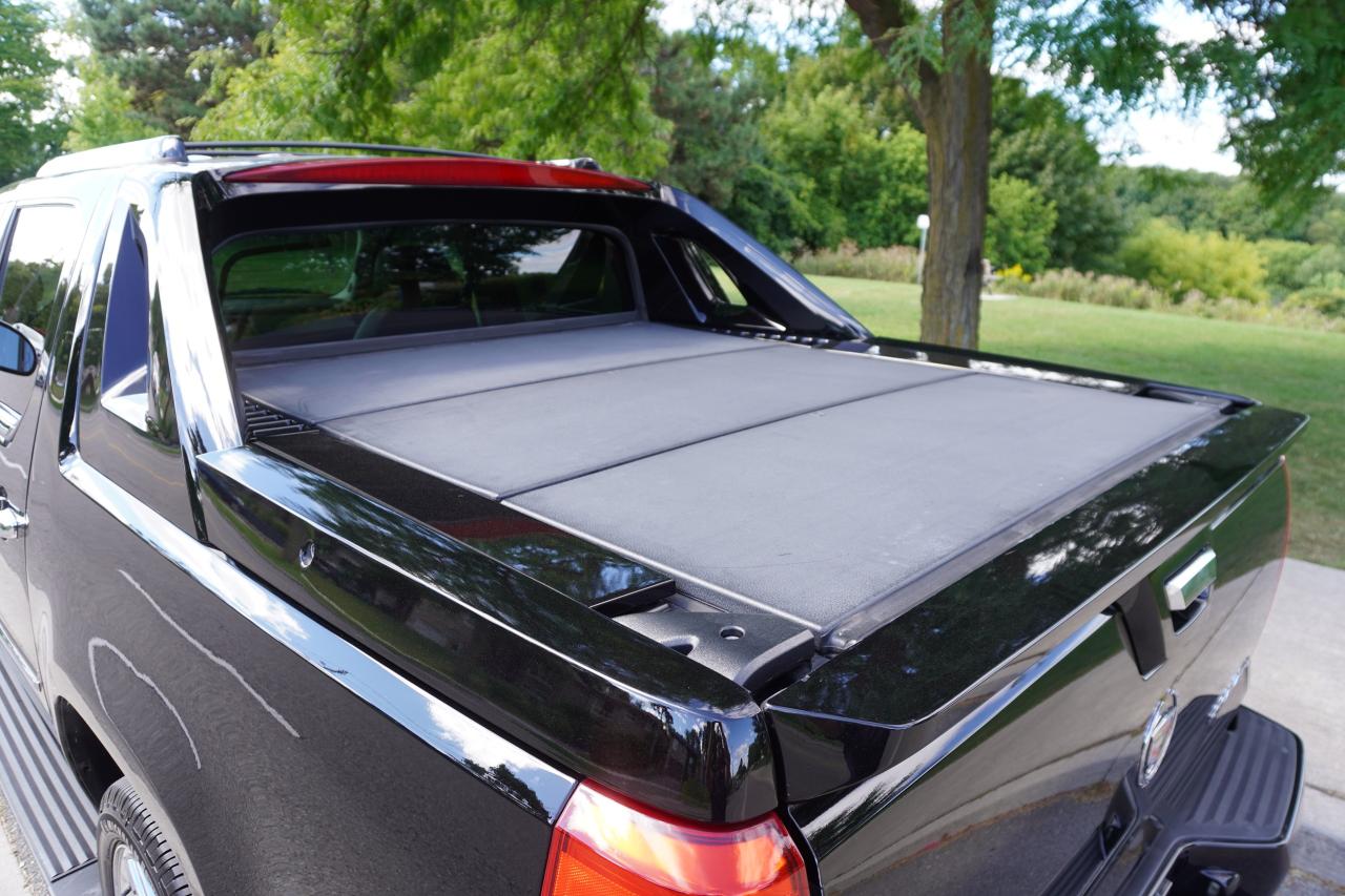 2013 Cadillac Escalade EXT EXT / NO ACCIDENTS / LOW KM'S / STUNNING / LOCAL Photo3