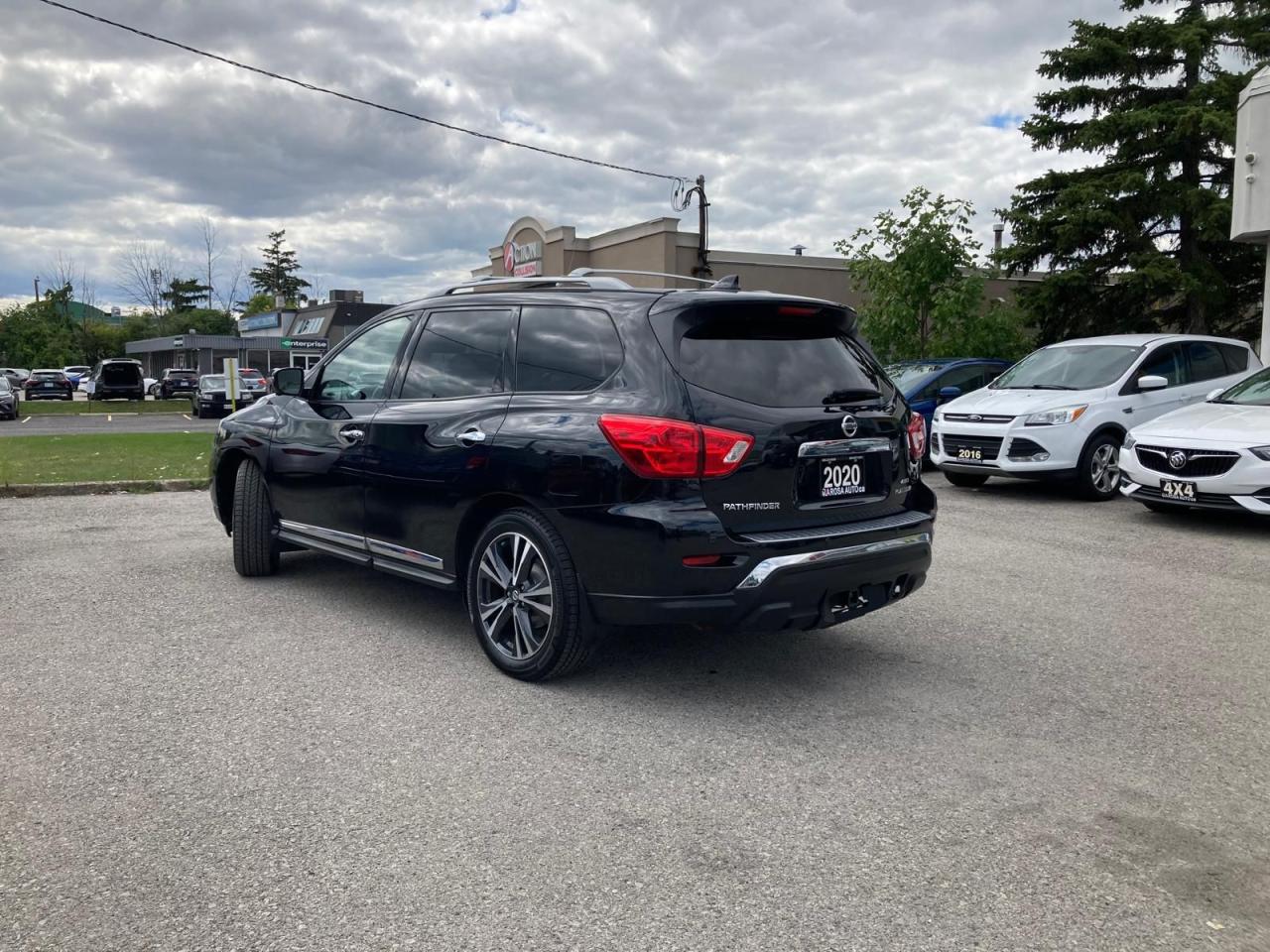 2020 Nissan Pathfinder AWD 7PASS NO ACCIDENT FULLY LOADED SAFETY INCLUDED - Photo #2
