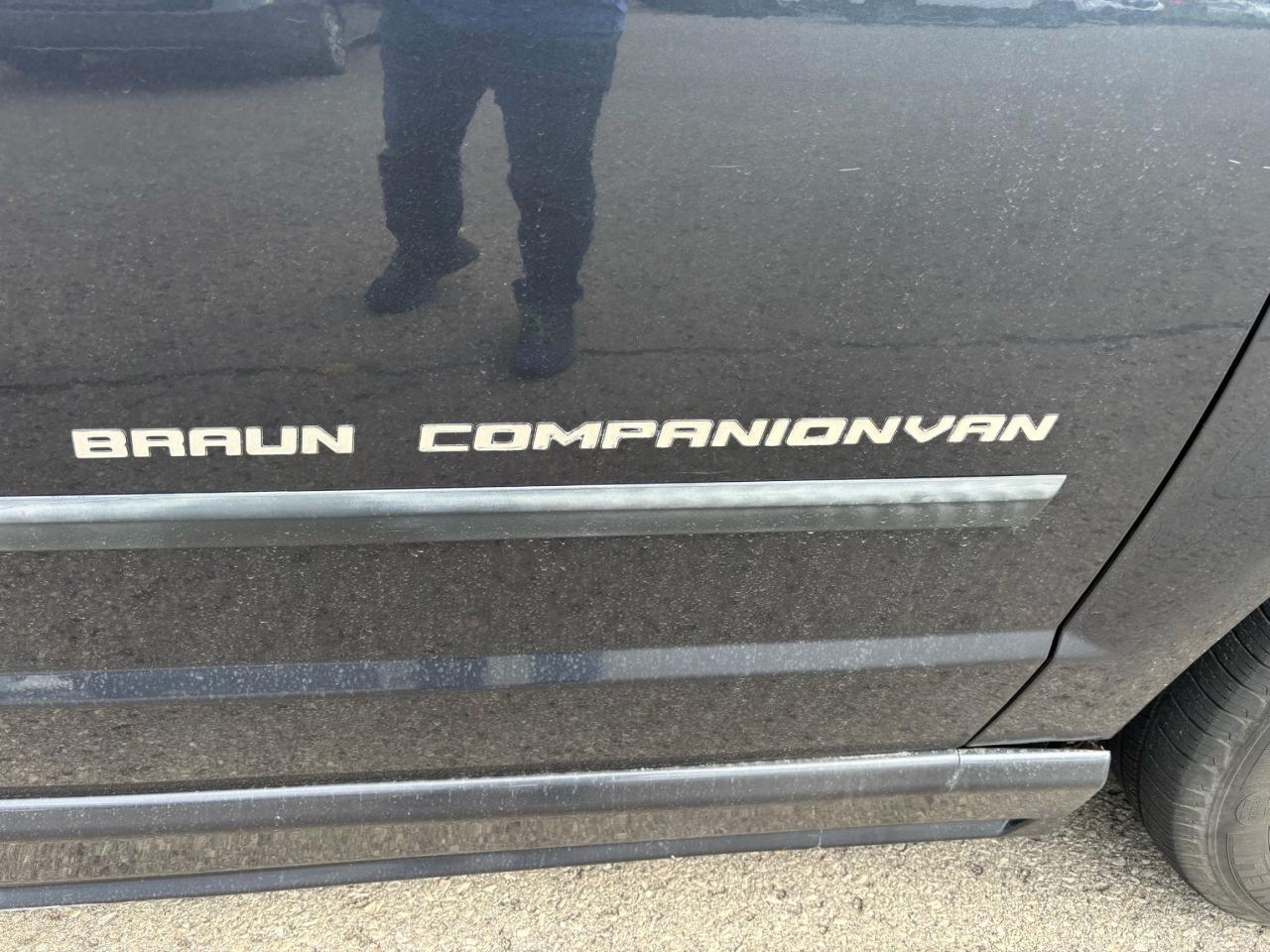 2014 Dodge Grand Caravan BRAUN COMPANION VAN, HANDICAP EQUIPPED