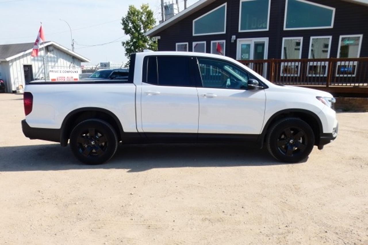 2024 Honda Ridgeline Black Edition AWD w/H&C L, S/R, NAV, BUC - Photo #5