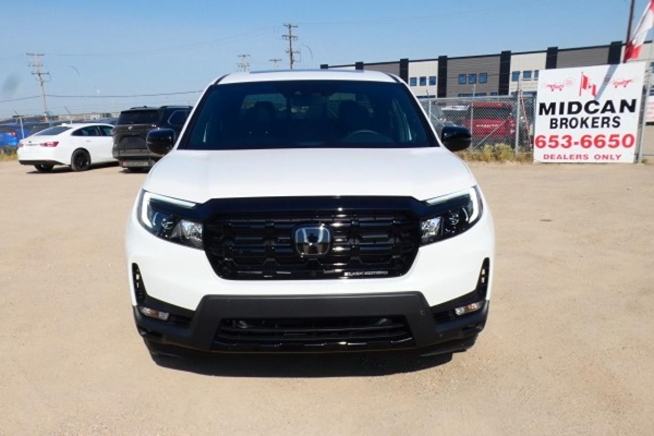 2024 Honda Ridgeline Black Edition AWD w/H&C L, S/R, NAV, BUC - Photo #3