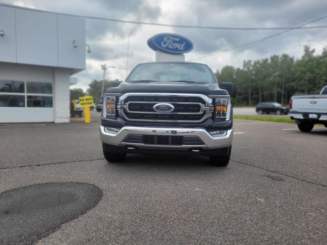 2021 Ford F-150 XLT SUPERCREW 4X4 W/302A/XTR Photo1