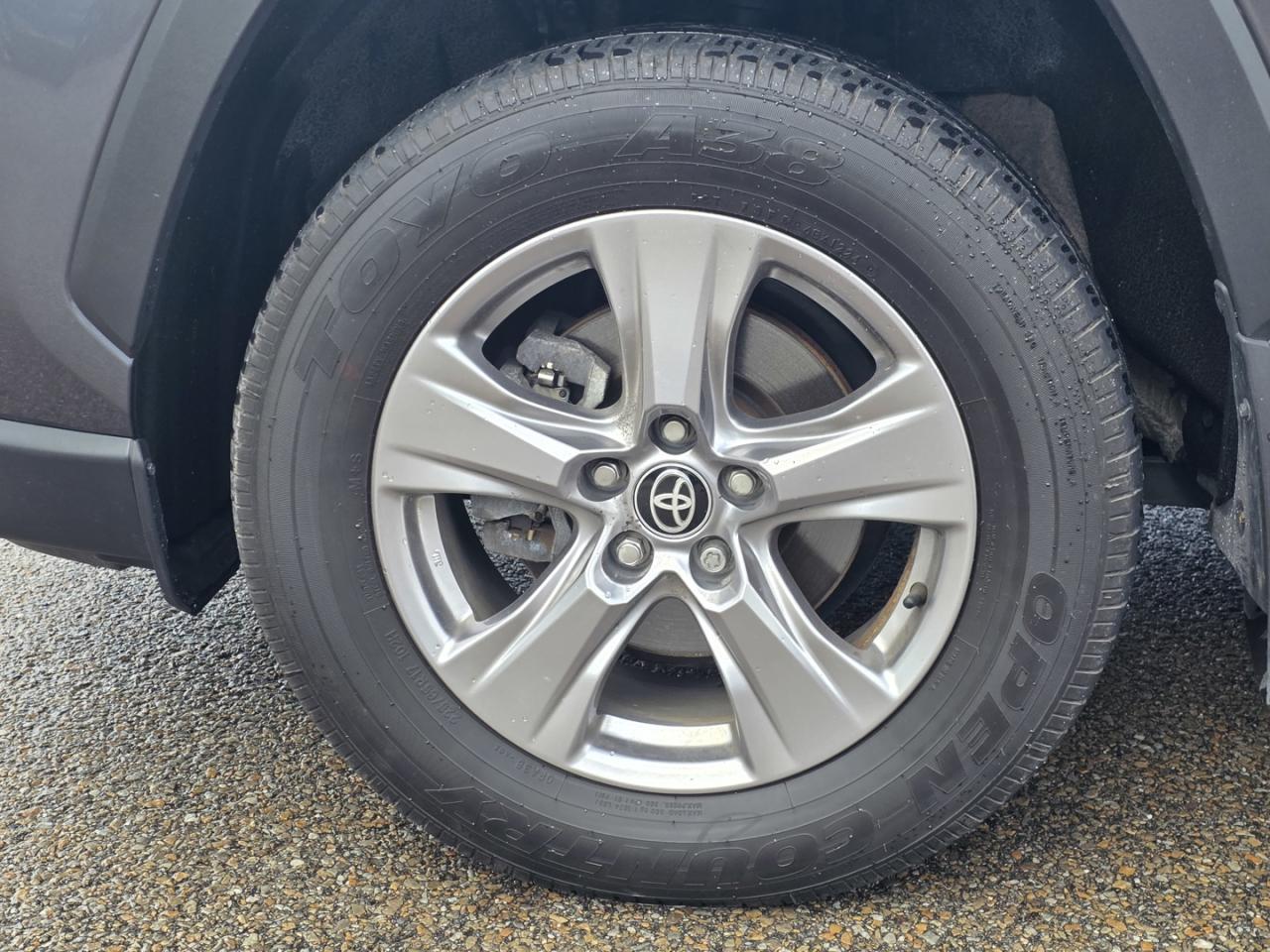 2024 Toyota RAV4 XLE - Photo #9